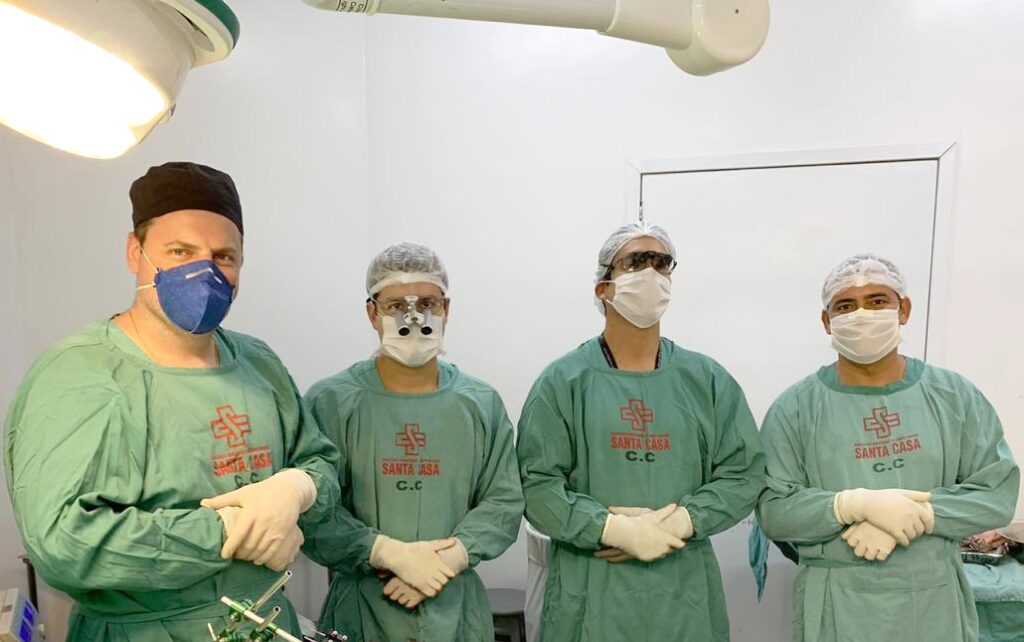 Equipe médica da Santa Casa reconstrói mão e antebraço de paciente