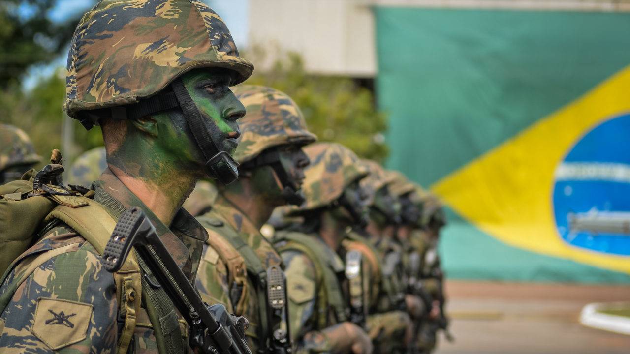 Exército brasileiro abre vagas para militares temporários com salários que  chegam a R$ 7,5 mil :: Notícias de MT