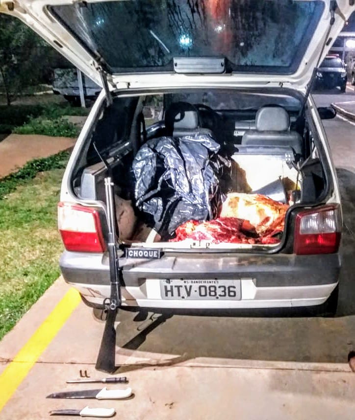 Com mandado de prisão, homem é preso por abigeato e ilegal de arma de fogo Com mandado de prisão, homem é preso por abigeato e ilegal de arma de fogo