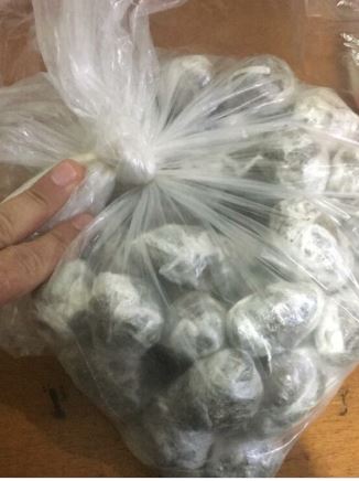 Mãe tenta levar drogas dentro de bombons e barras de sabão para filho em presídio