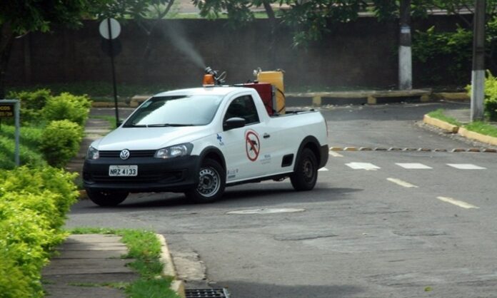 Ocho vecindarios en el camino de fumar hoy;  pagando