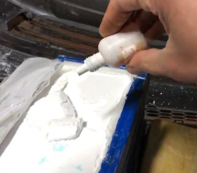 Polícia Federal apreende 42 quilos de cocaína em uma oficina mecânica Polícia Federal apreende 42 quilos de cocaína em uma oficina mecânica