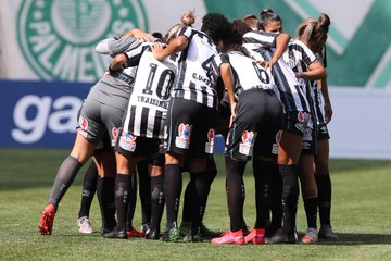 Brasileiro Feminino: Palmeiras vence Santos, e Corinthians agradece