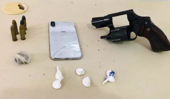 Preso que fugiu de penitenciária paraguaia é recapturado tomando banho de rio em MS