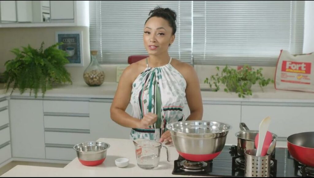 Chef mostra como fazer empanadas de carne de um jeito simples e saboroso