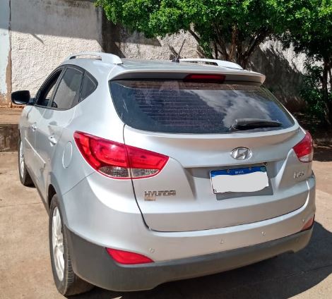 Traficante é preso com comprimidos de ecstasy em veículo com queixa de busca