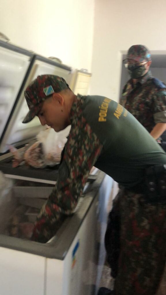Estoques de pescados são vistoriados em restaurantes e peixarias da Capital e interior Estoques de pescados são vistoriados em restaurantes e peixarias da Capital e interior