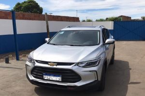Em Água Clara, PM recupera veículo roubado no Estado de Goiás