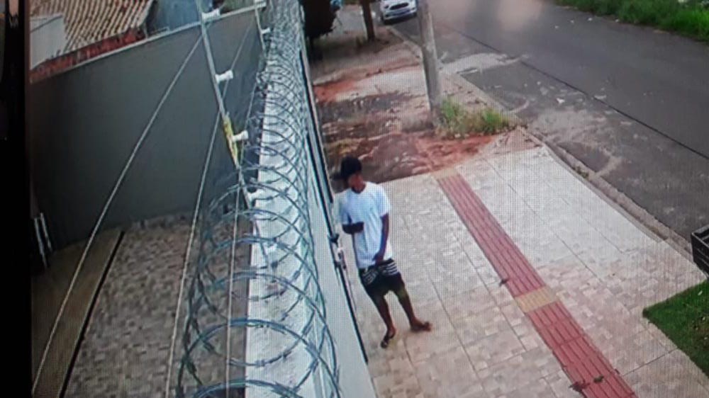 Choque recupera arma e colete furtado de residência de policial militar