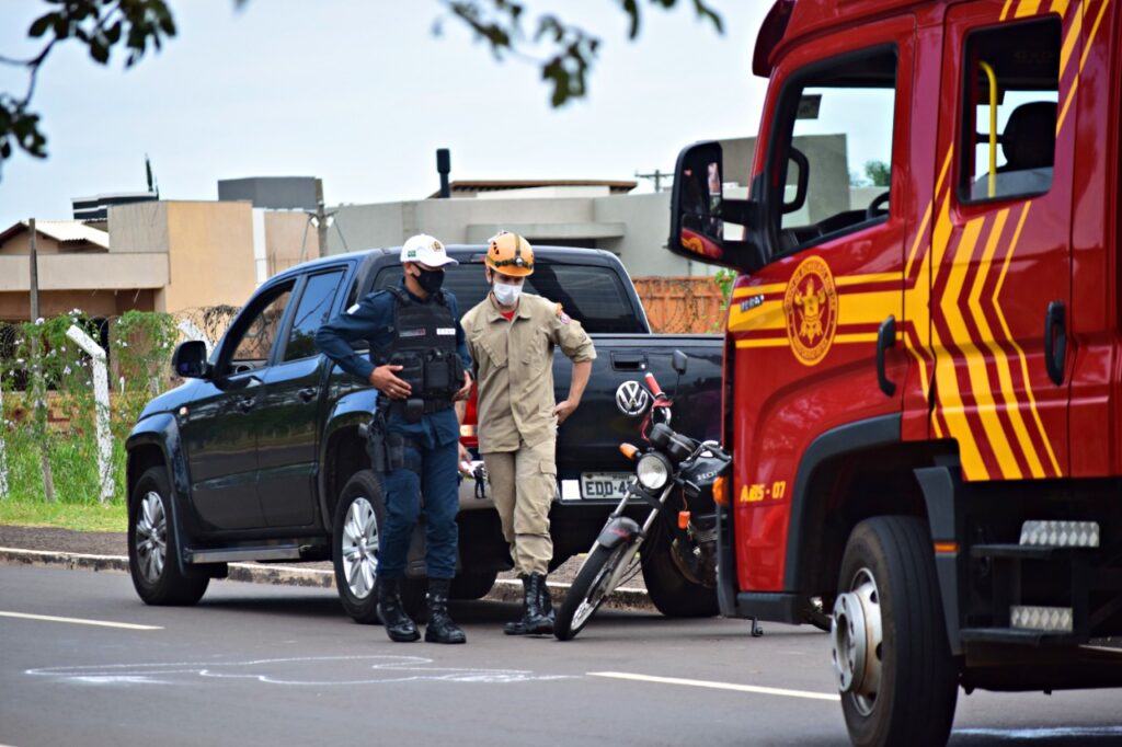 Dez motocicletas irregulares que transitavam nas vias da capital são tiradas de circulação Dez motocicletas irregulares que transitavam nas vias da capital são tiradas de circulação