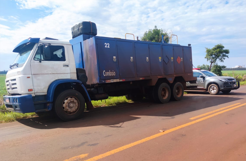 Caminhão é preso com mais de seis toneladas de maconha