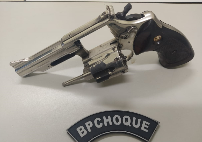 Batalhão de Choque prende autor que baleou menina de 11 anos na capital Batalhão de Choque prende autor que baleou menina de 11 anos na capital