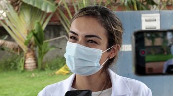 Primeiros imunizados contra Covid-19 relatam emoção e encorajam população