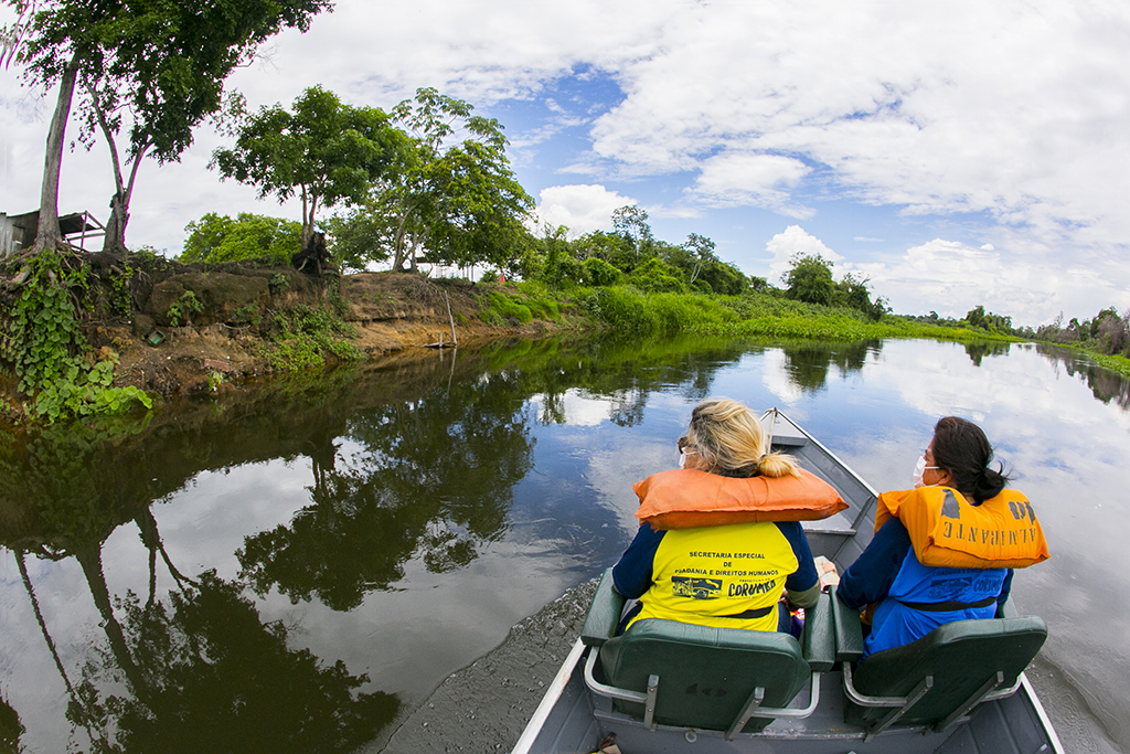Ribeirinhos da região do Taquari vão ser atendidos a partir do dia 30 pelo Programa Social Povo das Águas Ribeirinhos da região do Taquari vão ser atendidos a partir do dia 30 pelo Programa Social Povo das Águas