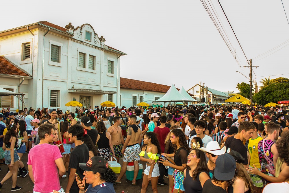 Escolas de samba da Capital também adiam desfile do Carnaval 2022