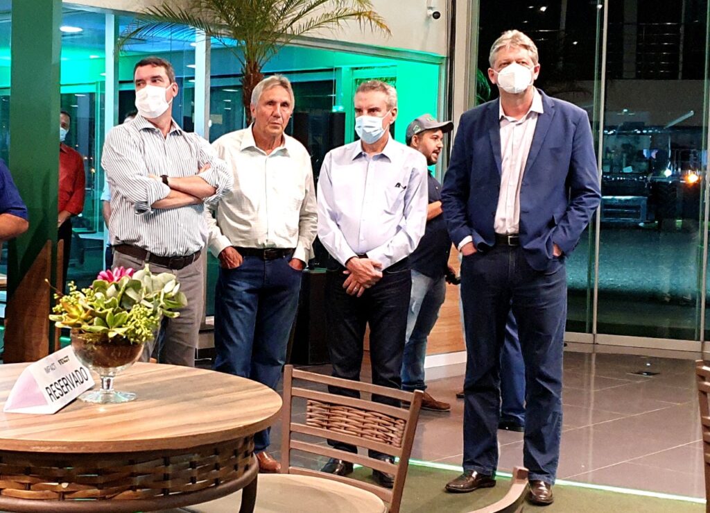 Desempenho agrícola de MS atrai empresa alemã de máquinas e implementos para Sidrolândia Desempenho agrícola de MS atrai empresa alemã de máquinas e implementos para Sidrolândia