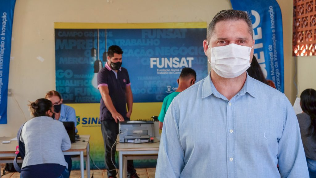 Moradores do bairro Aero Rancho recebem até amanhã atendimento da Funsat itinerante
