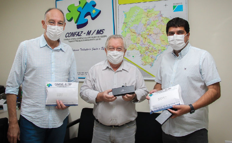 Assomasul faz balanço da gestão e discute pautas pontuais com prefeitos Assomasul faz balanço da gestão e discute pautas pontuais com prefeitos