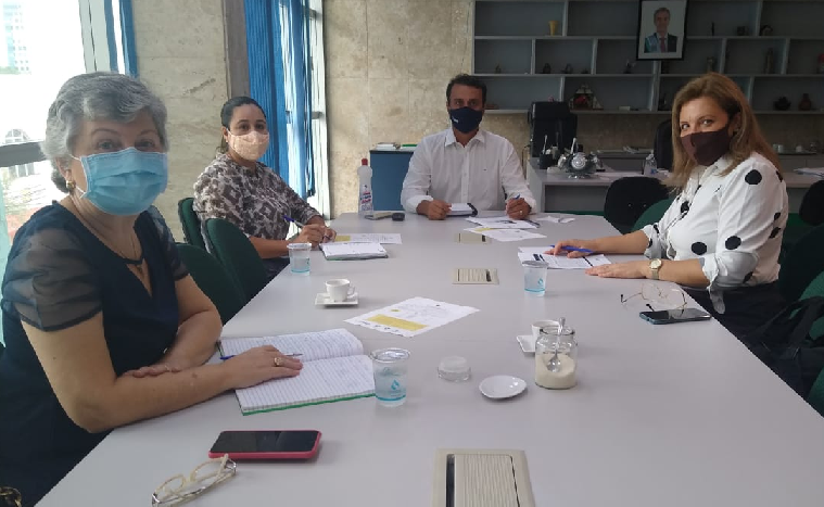 Servidores da Funtrab serão qualificados em Libras