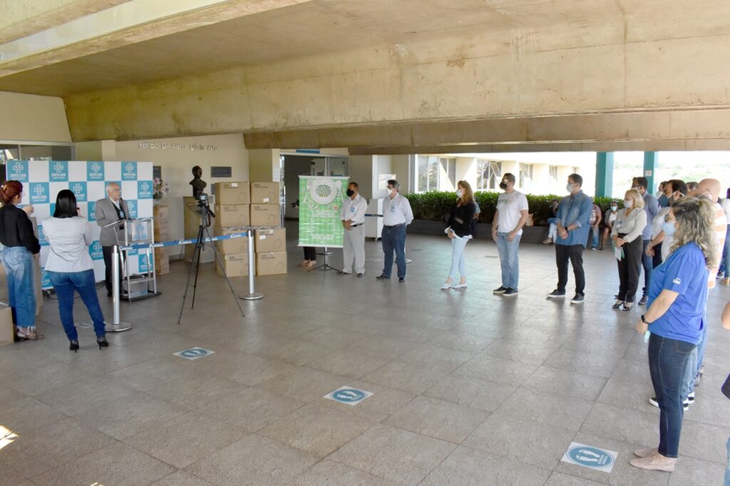 Santa Casa de Campo Grande recebe 40 mil máscaras de movimento voluntário Santa Casa de Campo Grande recebe 40 mil máscaras de movimento voluntário