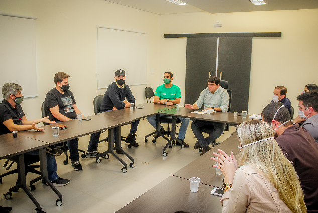 Assomasul recebe grupo de empresários de bares e similares trazendo reivindicações para classe trabalhadora