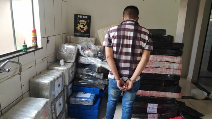 mais-de-3-toneladas-de-super-maconha-e-apreendido-pelo-defron-16207483181398