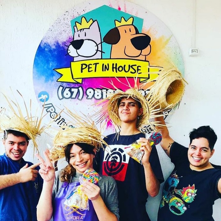 Homem trans, Carlos hoje vive com orgulho de ser quem realmente é