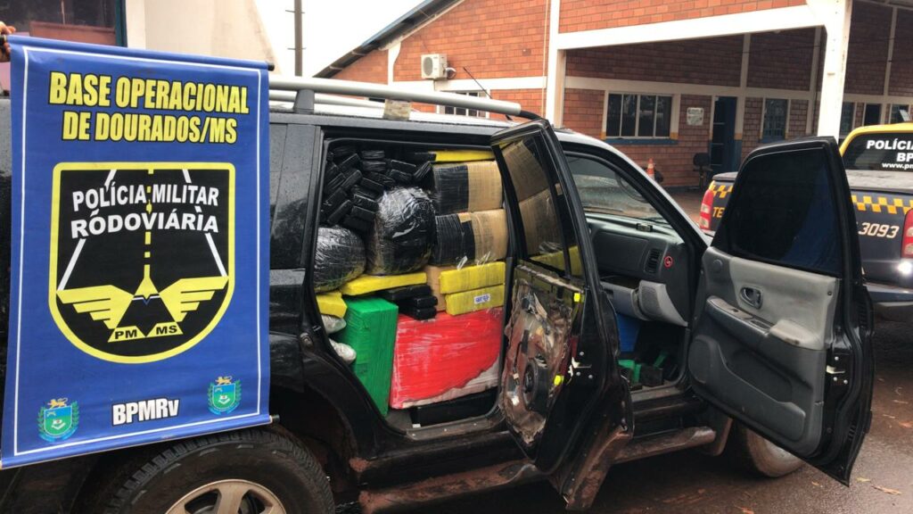 PMR apreende mais de 3 toneladas de drogas e recupera dois veículos roubados em MS