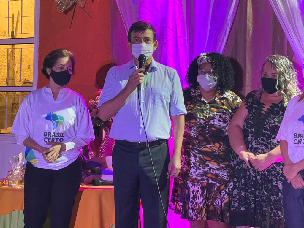 Vereador apoia projeto que transforma mulheres em lideranças nas comunidades Vereador apoia projeto que transforma mulheres em lideranças nas comunidades