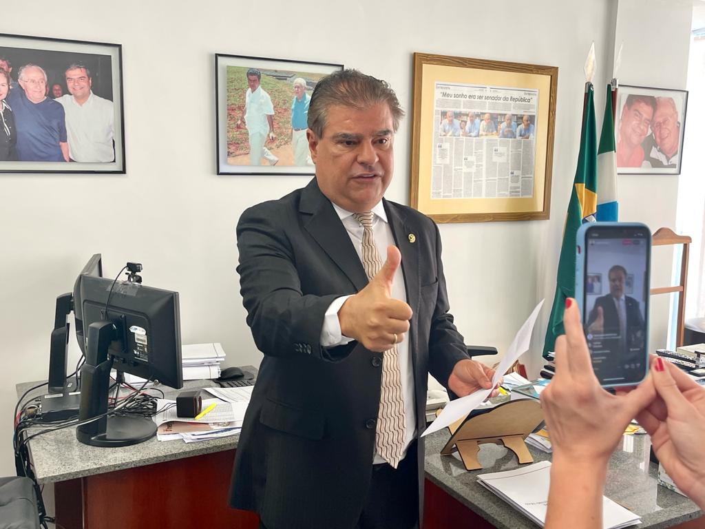 Ministério da Saúde confirma 255 mil doses de vacinas para MS, afirma senador