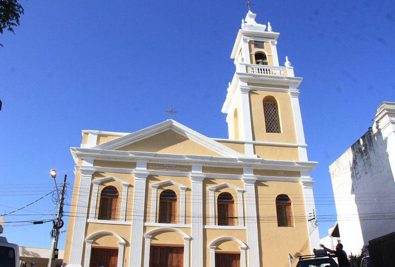 Reinaldo Azambuja decreta tombamento da Catedral Nossa Senhora da Candelária