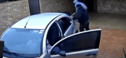 Ladrões do ‘Citroen’ podem ter agido em ao menos três roubos a casas da Capital