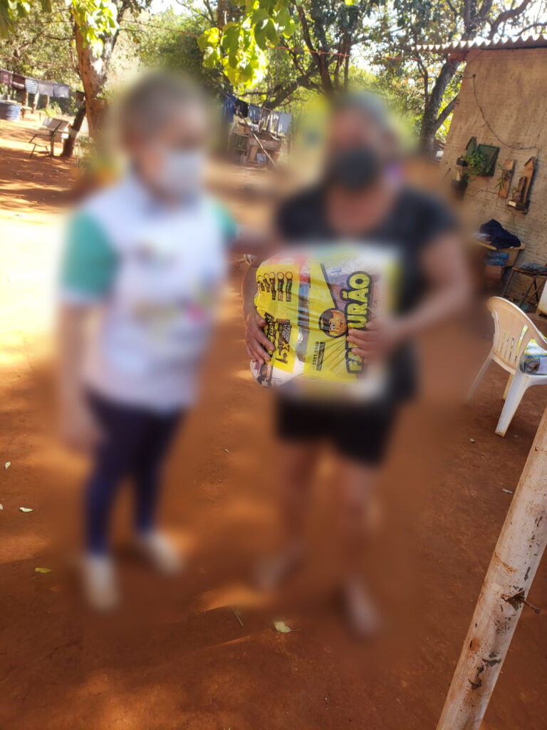 Cooperados entregam mais de 5 toneladas de alimentos a famílias de Campo Grande