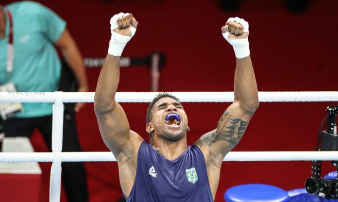 abner_teixeira_boxe_bronze