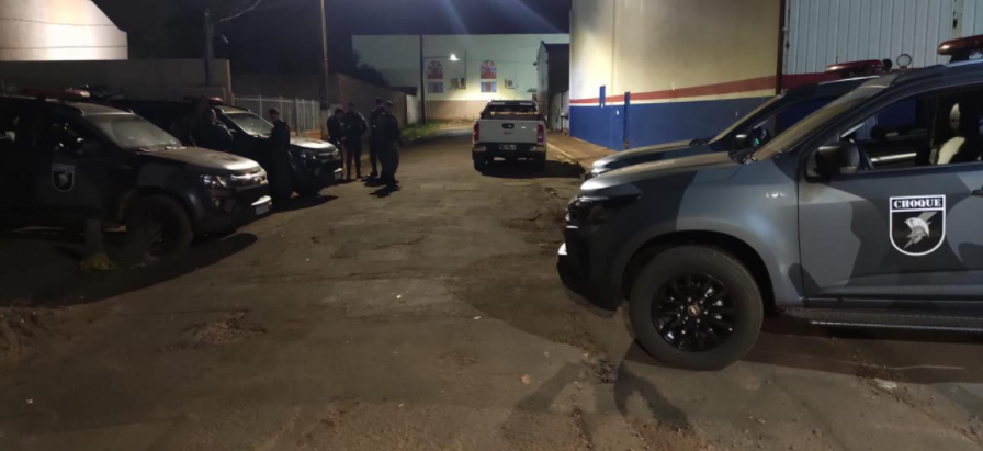 Em menos de uma hora, polícia recupera caminhonete tomada em assalto na capital Em menos de uma hora, polícia recupera caminhonete tomada em assalto na capital