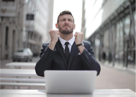 Como ganhar dinheiro vendendo cursos online Como ganhar dinheiro vendendo cursos online