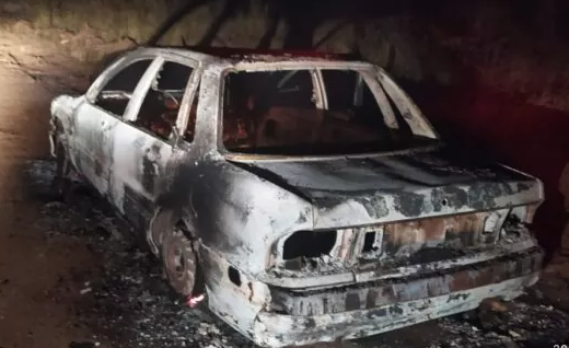Carro usado em tentativa de assalto em Pedro Juan é encontrado incendiado Carro usado em tentativa de assalto em Pedro Juan é encontrado incendiado