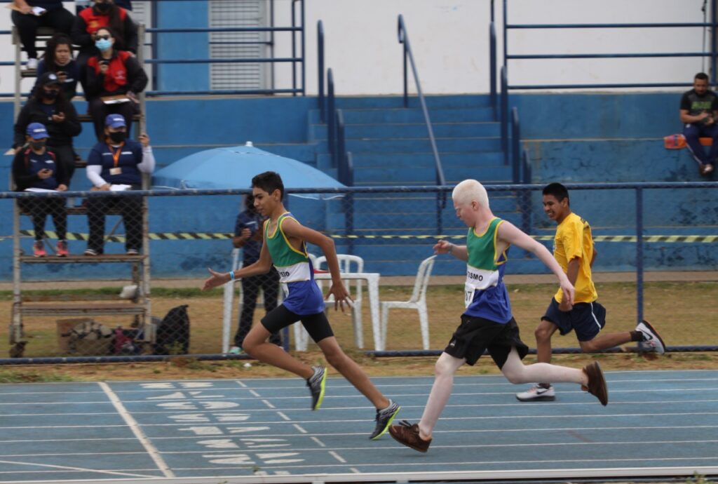 Provas de atletismo agitam Paralimpíadas Escolares de MS no Parque Ayrton Senna Provas de atletismo agitam Paralimpíadas Escolares de MS no Parque Ayrton Senna
