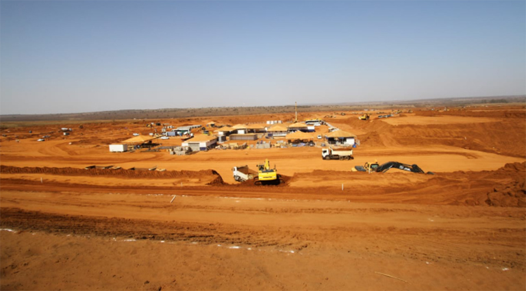 Ao entregar e lançar obras que ultrapassam R$ 7,8 milhões, governador destaca futuro promissor de Ribas do Rio Pardo