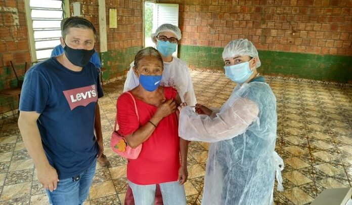 vacinação-Covid-aldeia-indígena-730x425