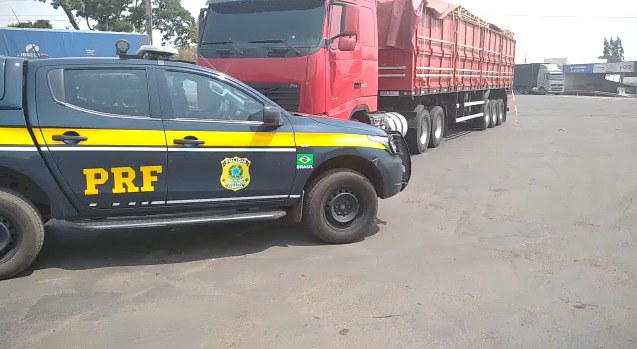 Nova ação conjunta faz polícias prenderem trio, drogas e contrabando cigarro em MS