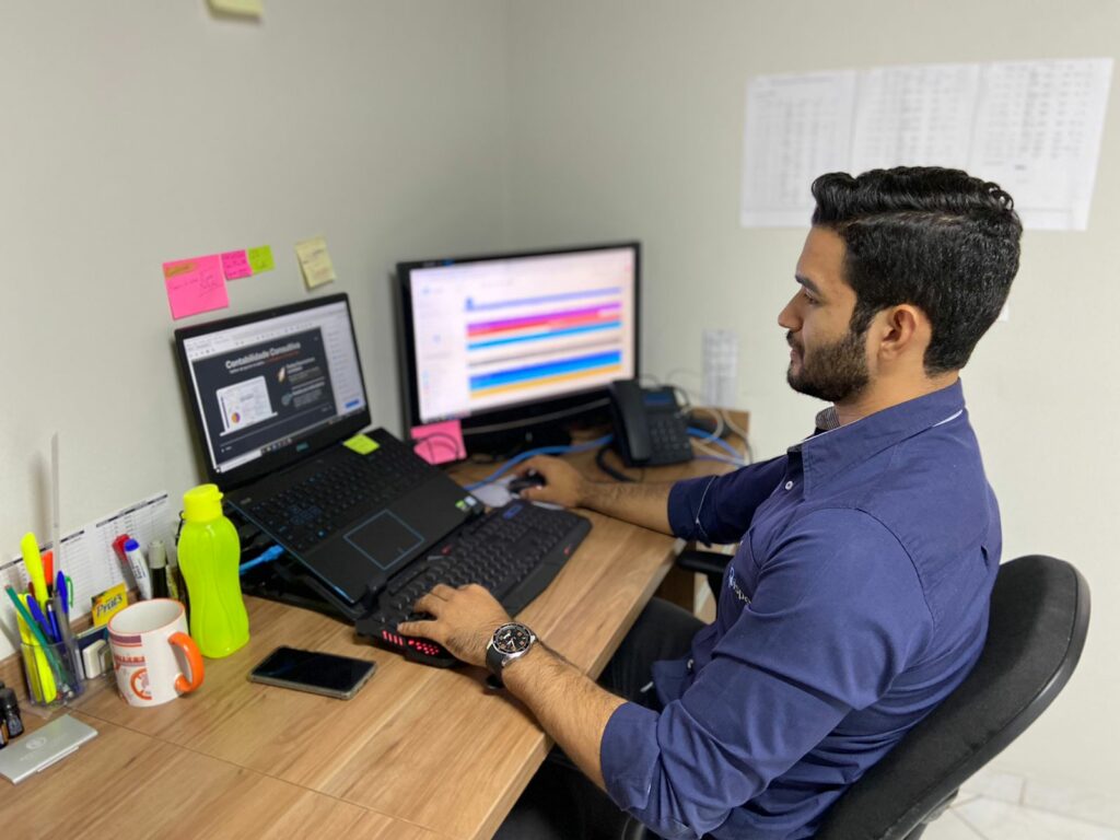 Com retomada da economia, aumenta procura das empresas por estagiários em MS