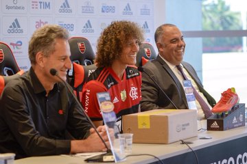 David Luiz é apresentado oficialmente pelo Flamengo