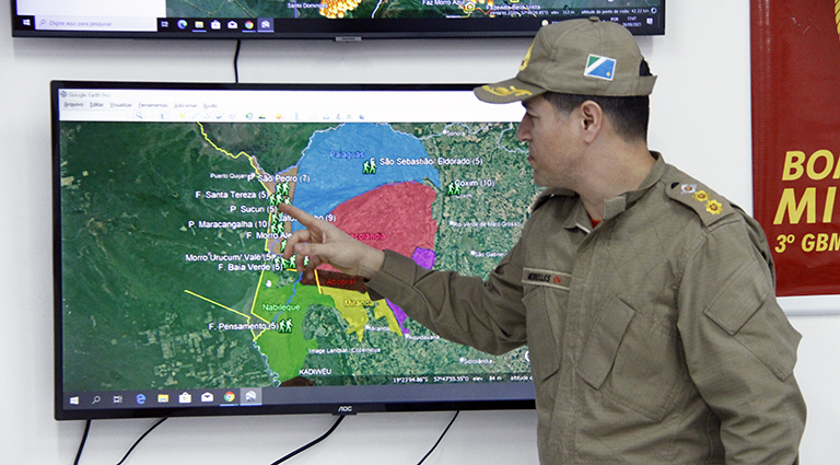 Bombeiros mantém combate aos incêndios no Pantanal, mas fumaça prejudica apoio aéreo
