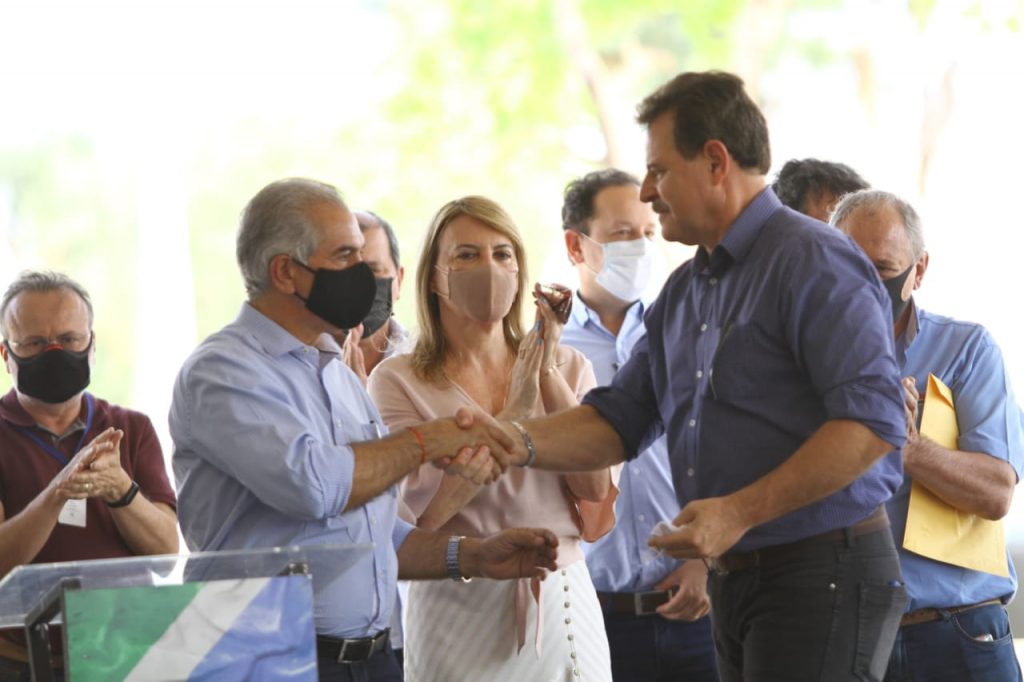 Chapadão do Sul: governador autoriza obras e calcula 1,2 mil km de novas estradas em MS