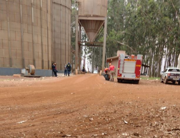 Acidente: trabalhador morre soterrado em silo com grãos de milho em dourados
