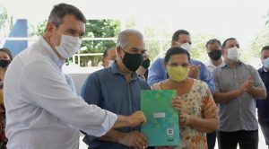 Governador anuncia R$ 12 mi em obras e leva auxílio às famílias vulneráveis em Miranda Governador anuncia R$ 12 mi em obras e leva auxílio às famílias vulneráveis em Miranda