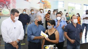 Pacote milionário a educação e lançamento de obras no interior marcaram semana do governo Pacote milionário a educação e lançamento de obras no interior marcaram semana do governo