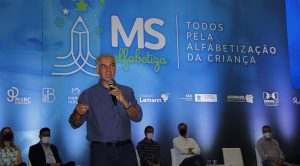 Pacote milionário a educação e lançamento de obras no interior marcaram semana do governo Pacote milionário a educação e lançamento de obras no interior marcaram semana do governo