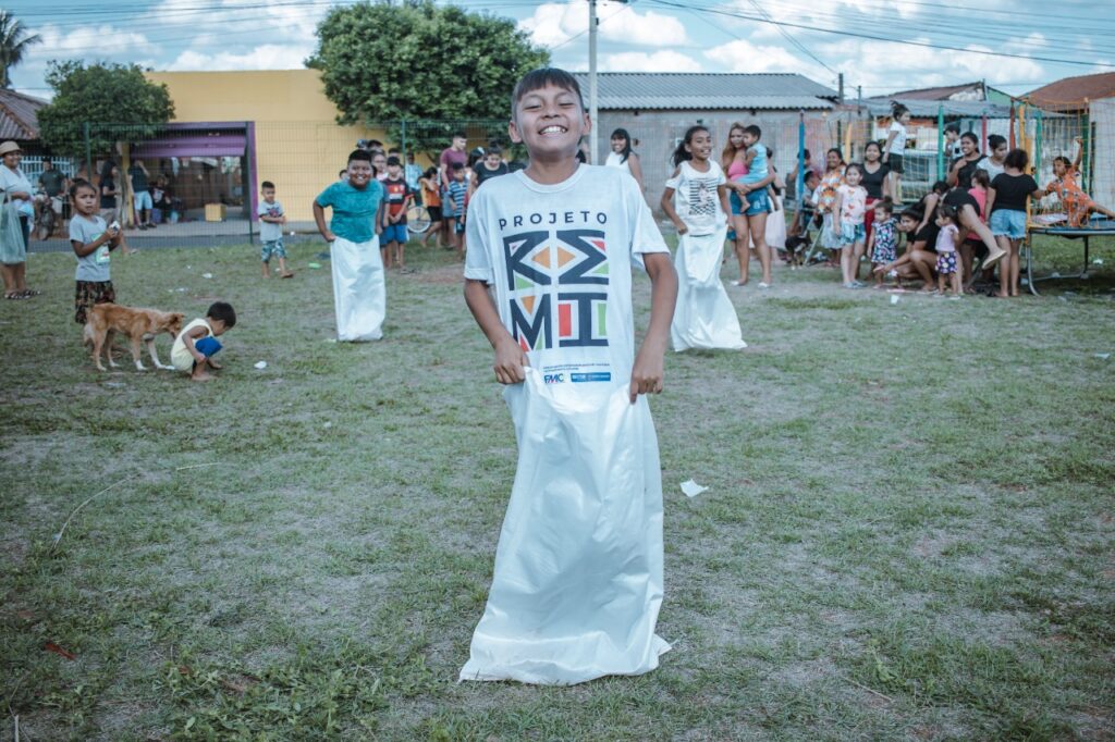 Sarau Remi fez alegria de comunidade indígena celebrando Dia das Crianças